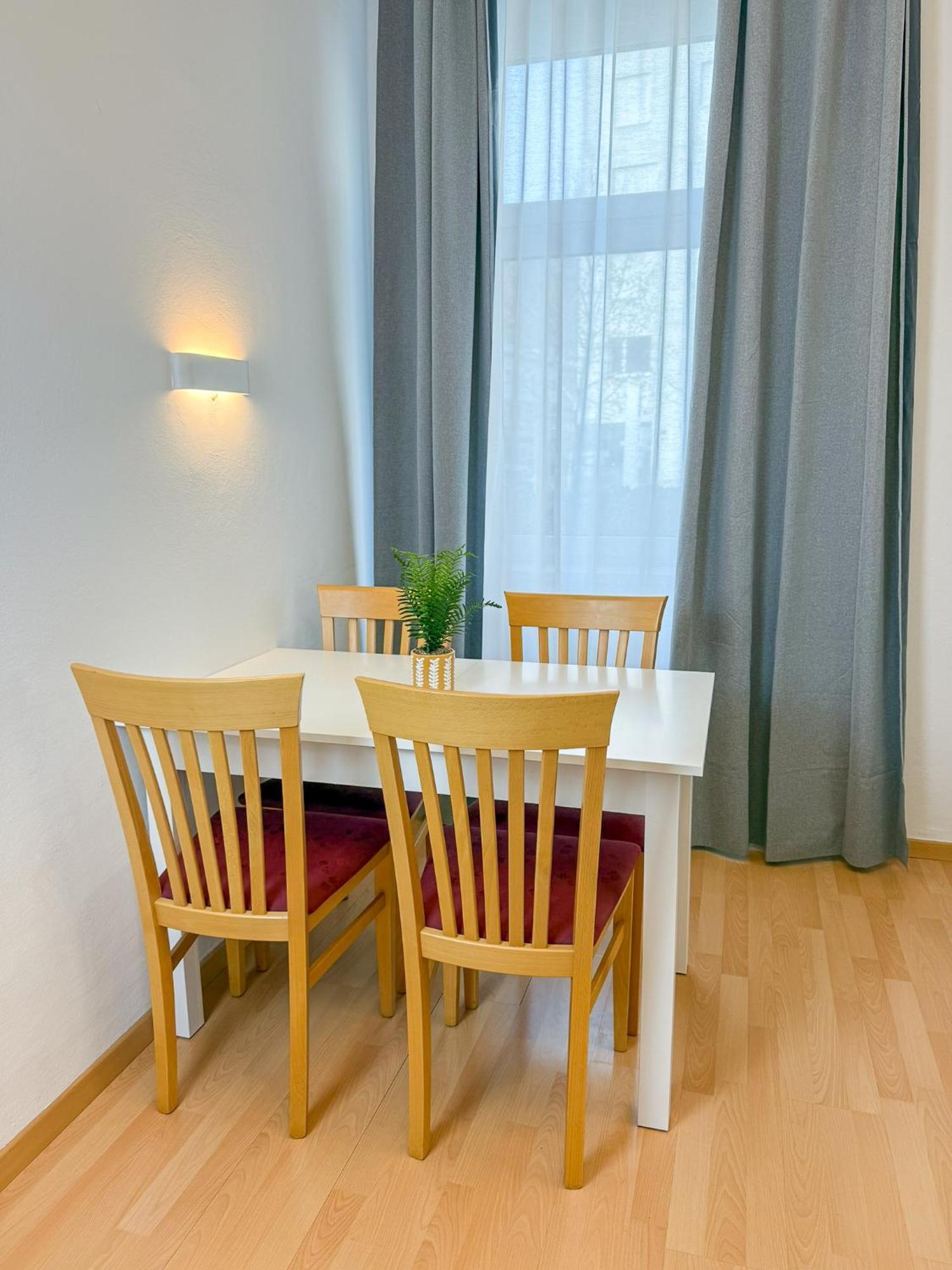 Serenity Apartment - Harmony Λεόμπεν Εξωτερικό φωτογραφία