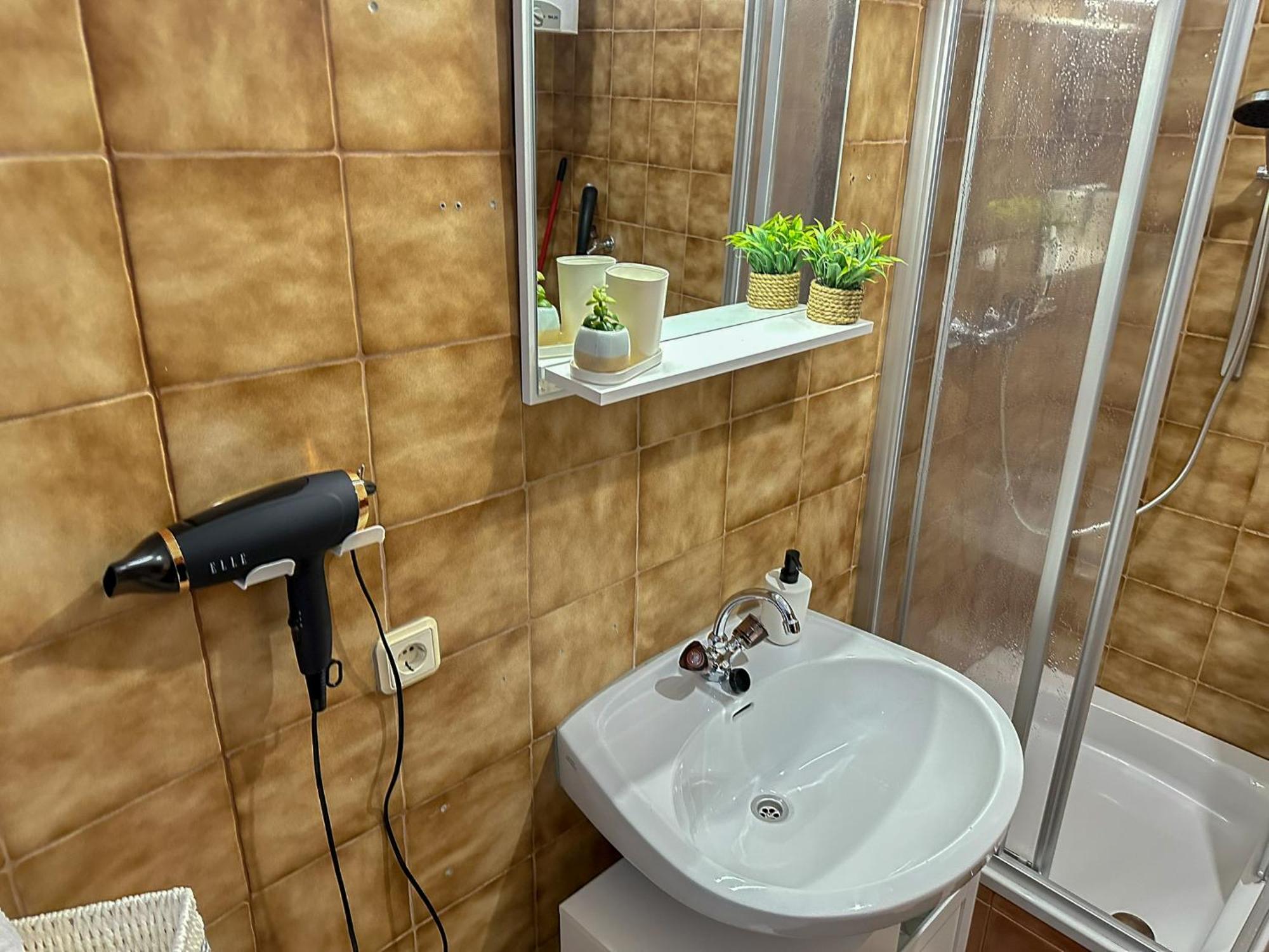 Serenity Apartment - Harmony Λεόμπεν Εξωτερικό φωτογραφία